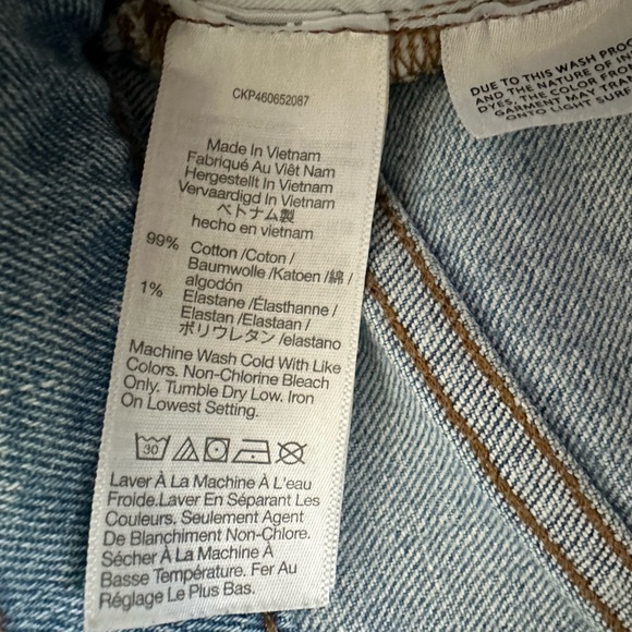 Madewell High-Rise Denim Shorts in Astell Wash Ripped Edition Size 27 - Picture 6 of 9